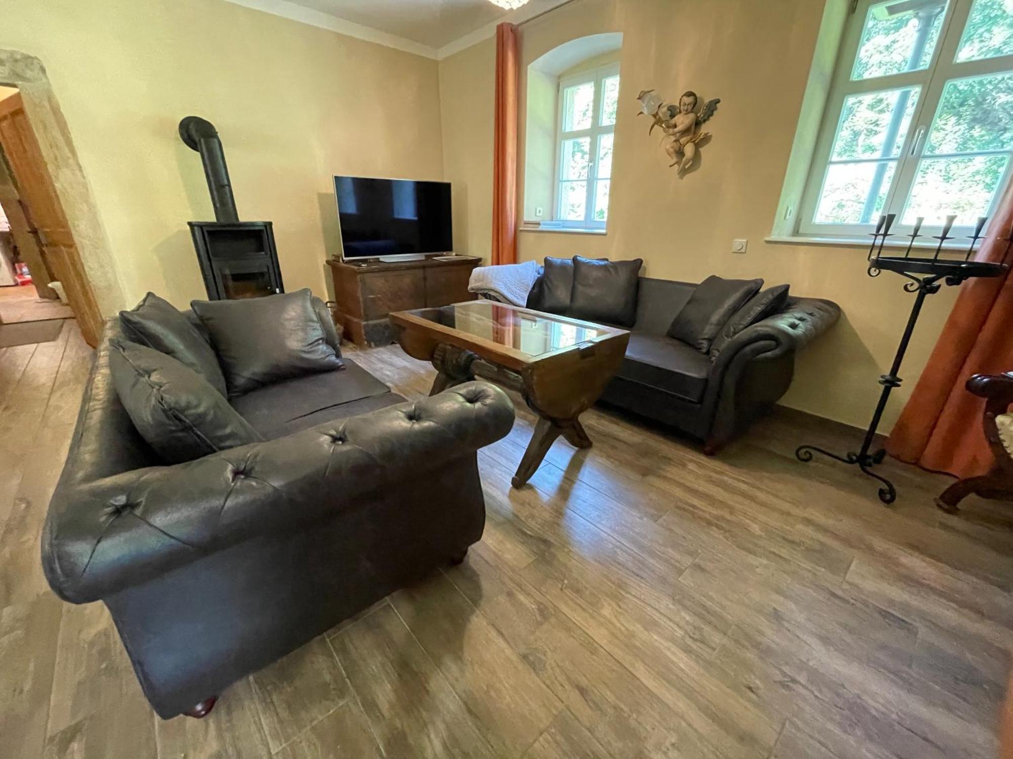 Ferienwohnung Parkblick Im Badehaus Rosenthal-Bielatal Buitenkant foto