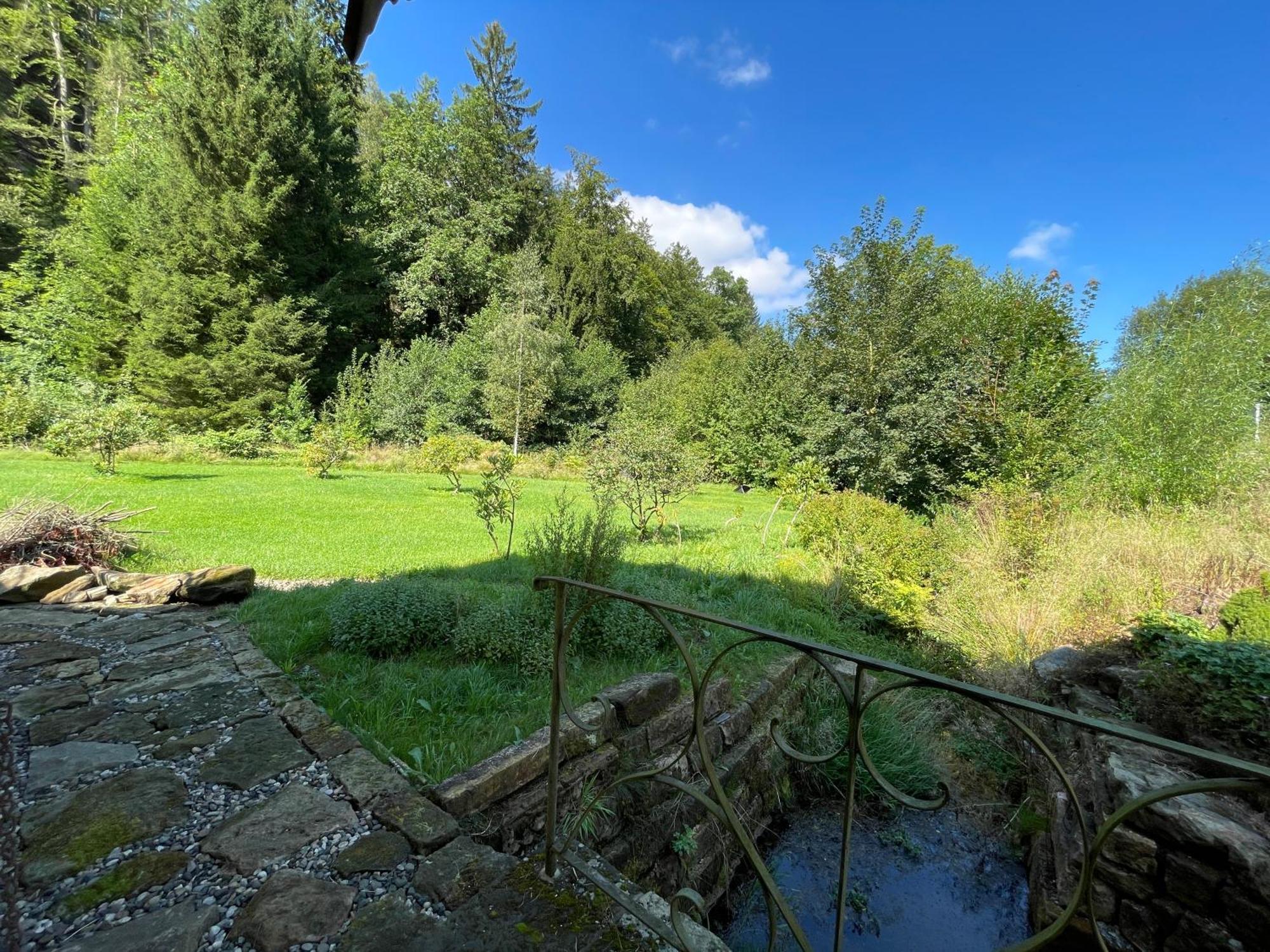 Ferienwohnung Parkblick Im Badehaus Rosenthal-Bielatal Buitenkant foto